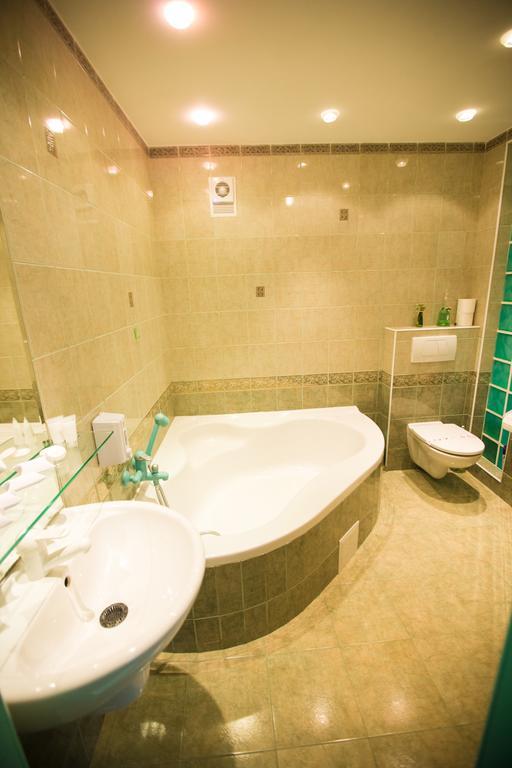 Hotel Home Sweet Home Кишинёв Экстерьер фото
