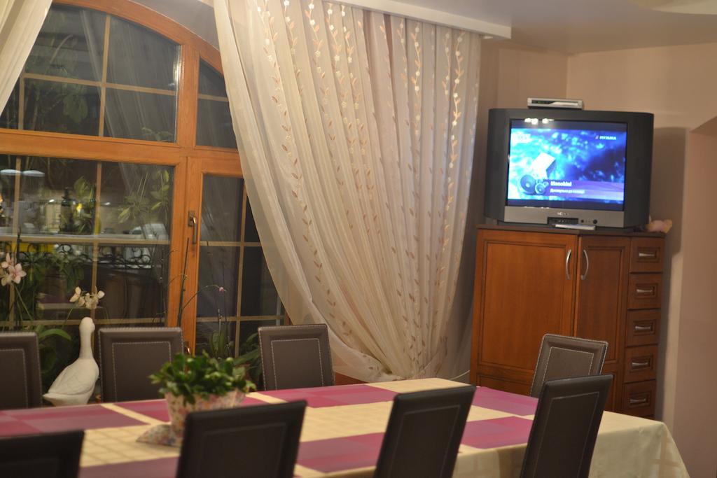 Hotel Home Sweet Home Кишинёв Экстерьер фото