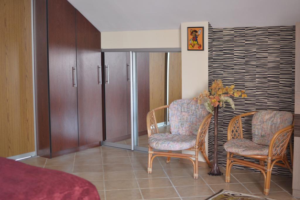 Hotel Home Sweet Home Кишинёв Экстерьер фото